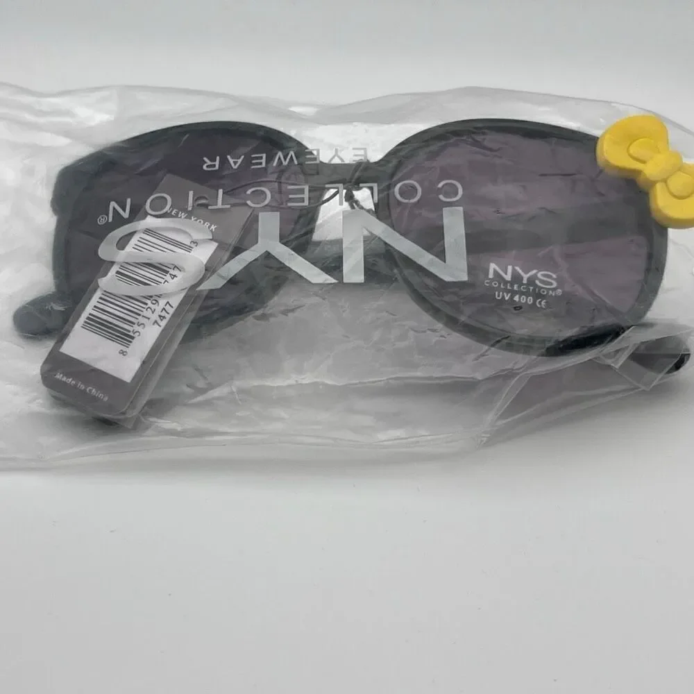 NYS Colllection Womens Hello Kitty Ribbon 100 UV Protection Sunglasses Black NWT
